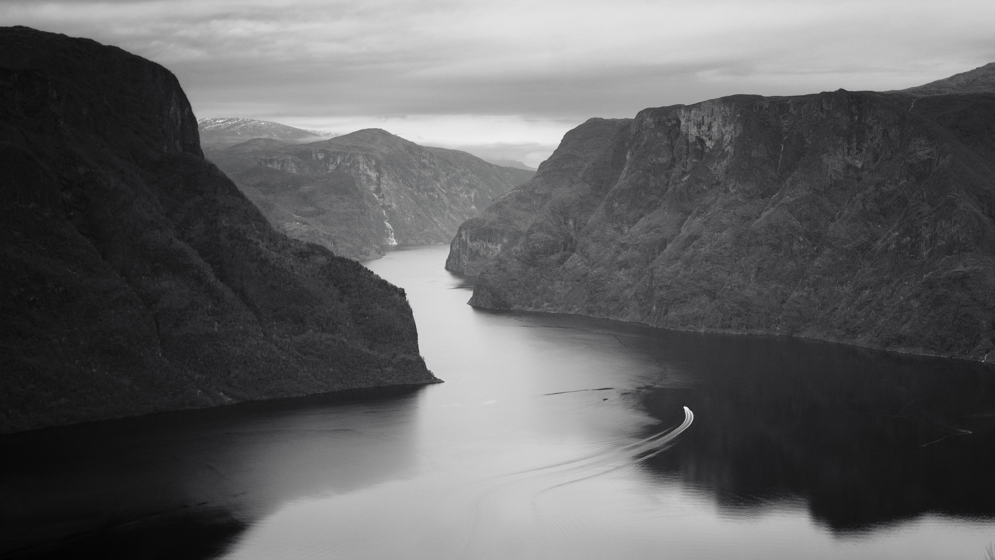 ILCE-7M3 - October 2022