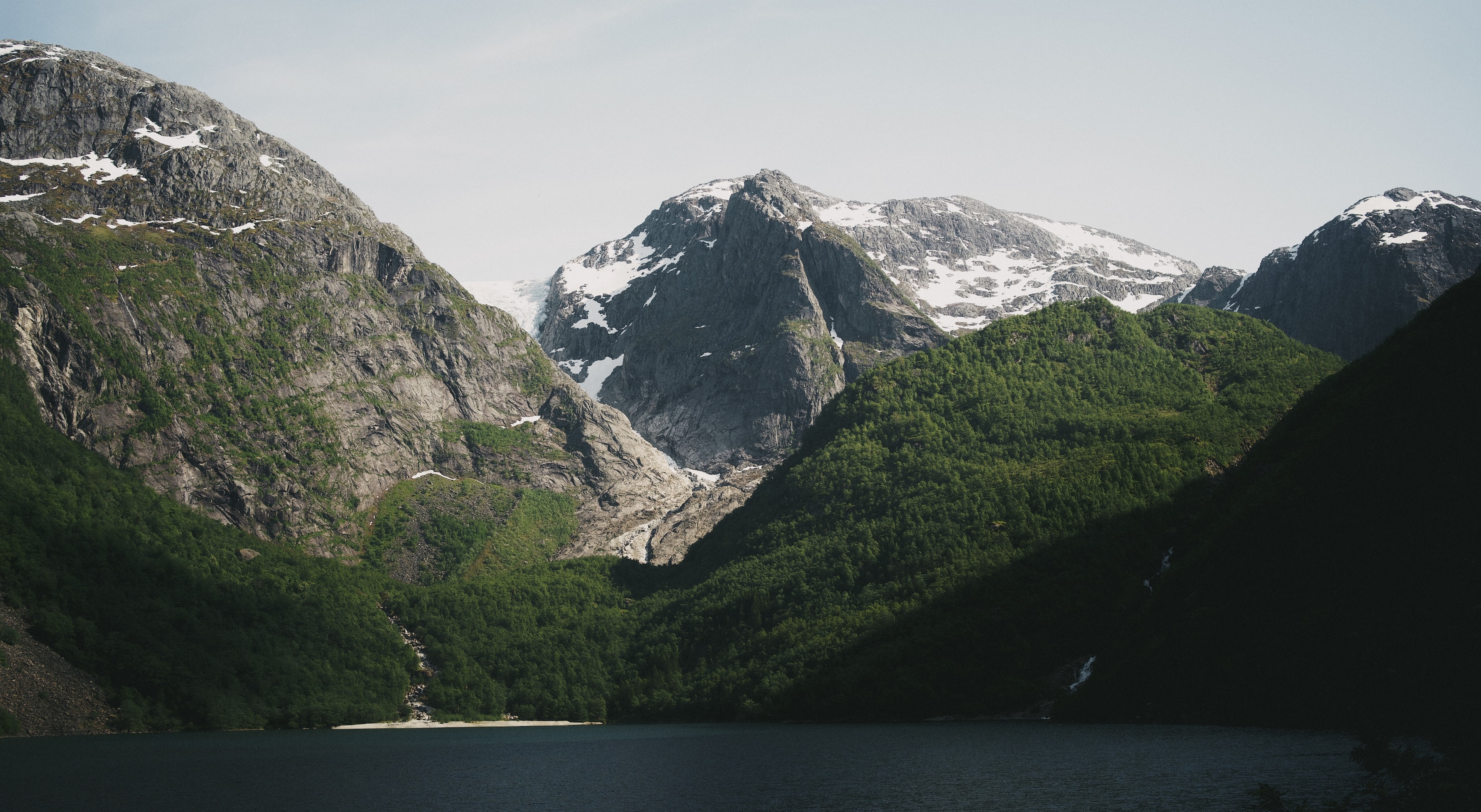 ILCE-7M3 - June 2023