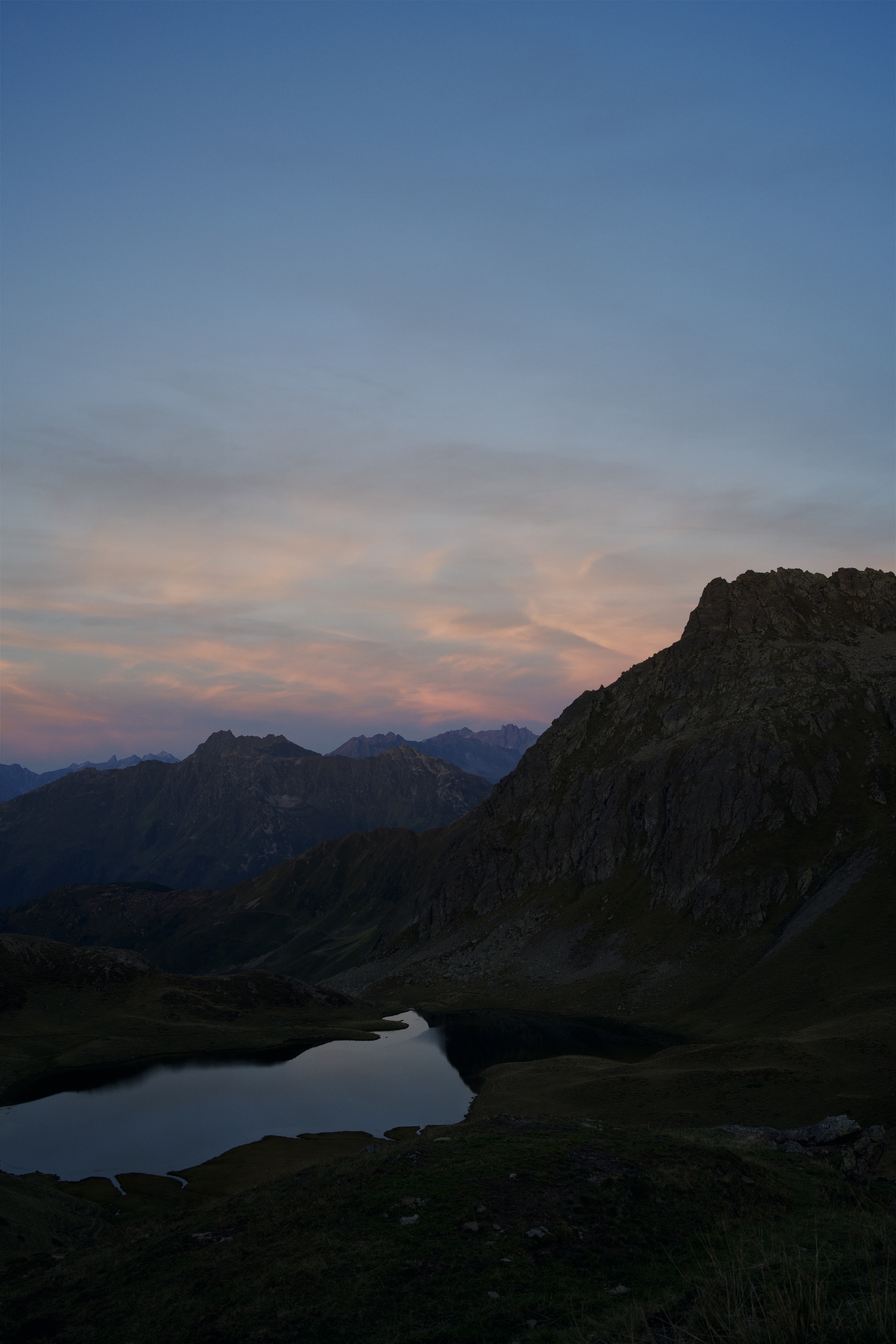 ILCE-7RM4 - September 2025